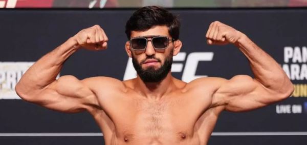 Результаты взвешивания всех участников турнира UFC 317