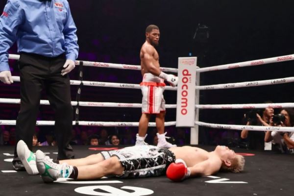 Брайан Норман — Дзин Сасаки, чемпион WBO в полусреднем весе, нокаут, кто победил, японский боксёр потерял память после нокаута