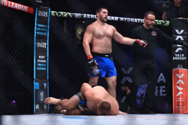 Валентин Молдавский — Александр Романов, PFL 7, 28 июня 2025, полуфинал Гран-при, кто победил, как закончился бой, результат
