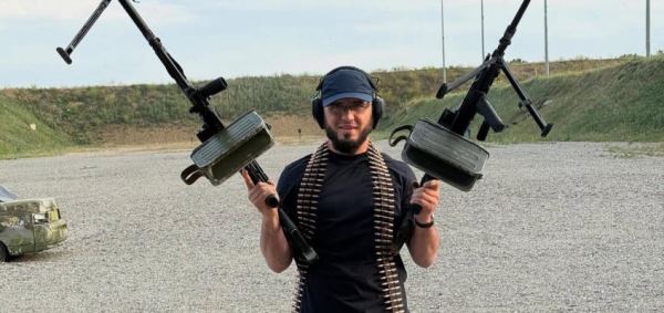 Менеджер назвал Махачева настоящим лидером P4P