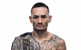 Джо Роган пропустит турнир UFC 318, его заменит Дэниэл Кормье